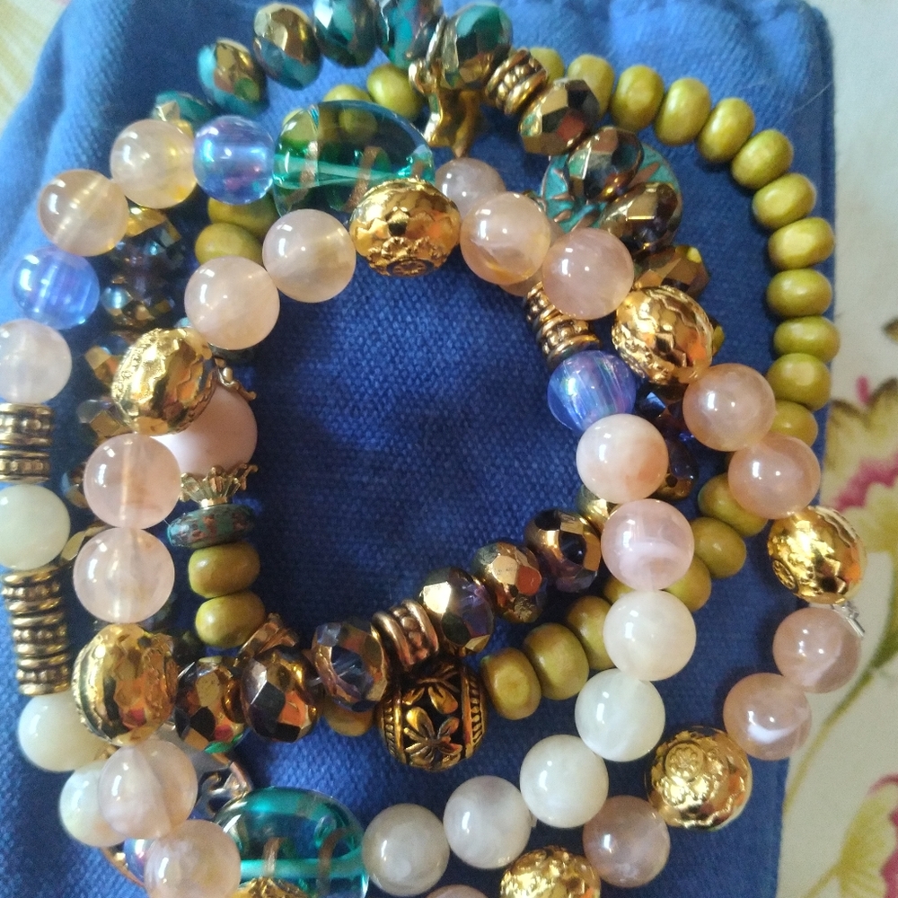 Boho Stretch Bead Bracelets 🌼 - Picture 6 of 10